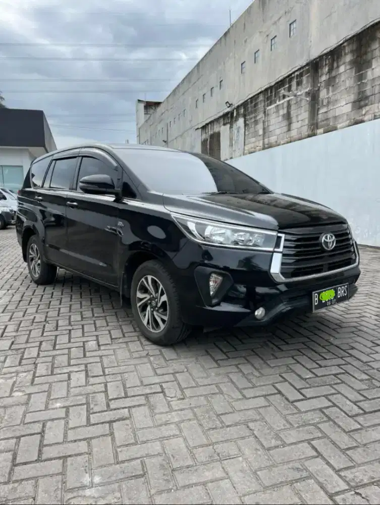 Innova G. 2000 AT. 2021 Hitam