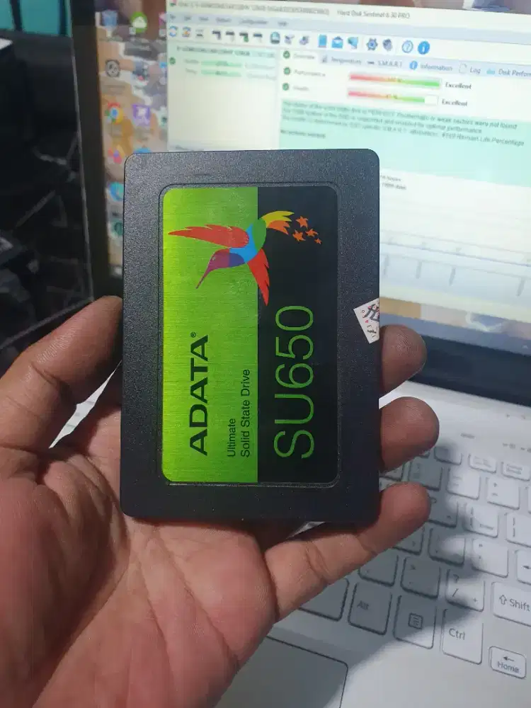 SSD 128GB like New bonus windows 10 tinggal pasang