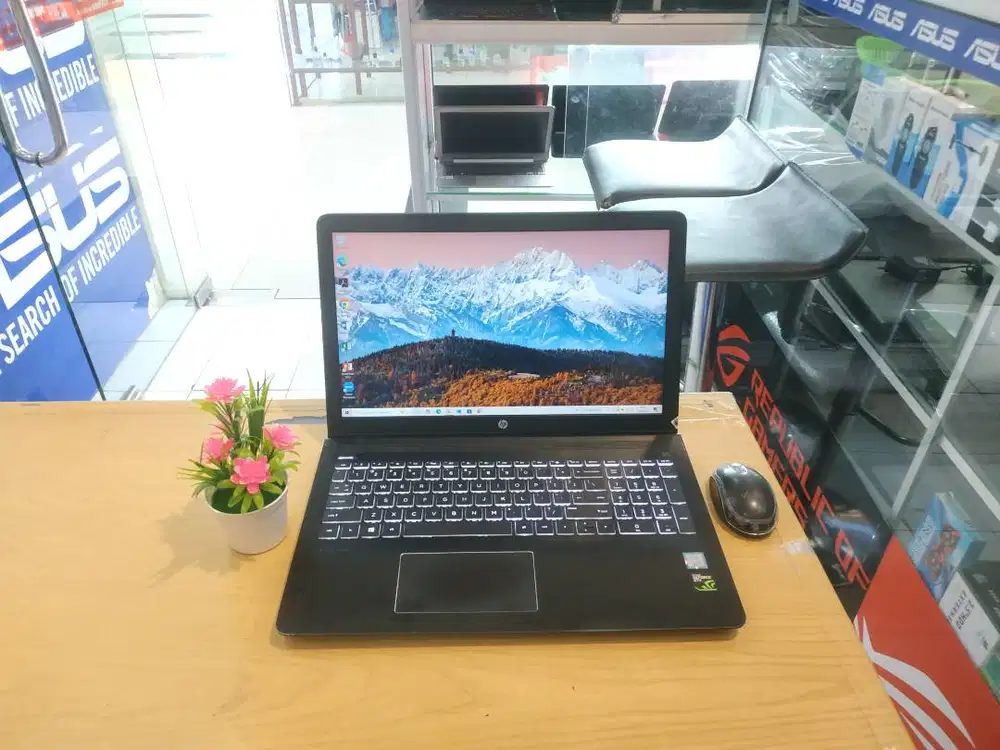 LAPTOP HP PAVILION 15-CB092TX CORE i7 RAM 16GB NVIDIA DIJUAL