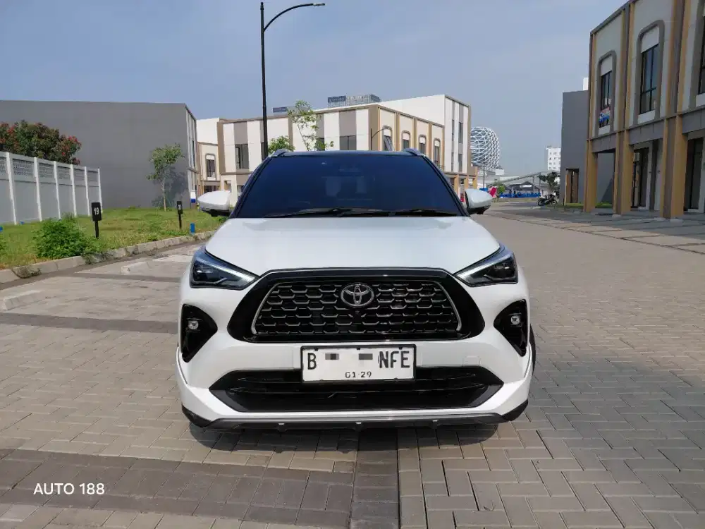 (KM 29 LIKE NEW)TOYOTA YARIS CROSS S GR HYBRID AT