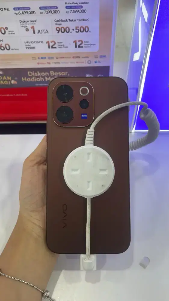 cicilan vivo v70 series terbaru