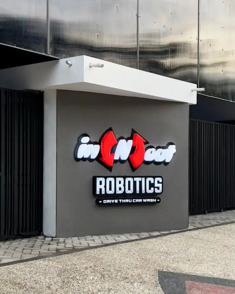 Pekerja advertisement