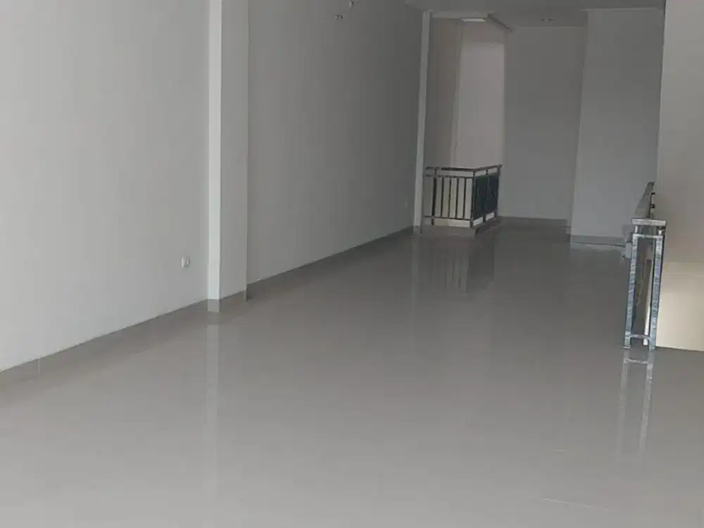 Disewa Ruko Golf Island Blok E PIK Uk 4.5x15 m2 at Jakarta Utara