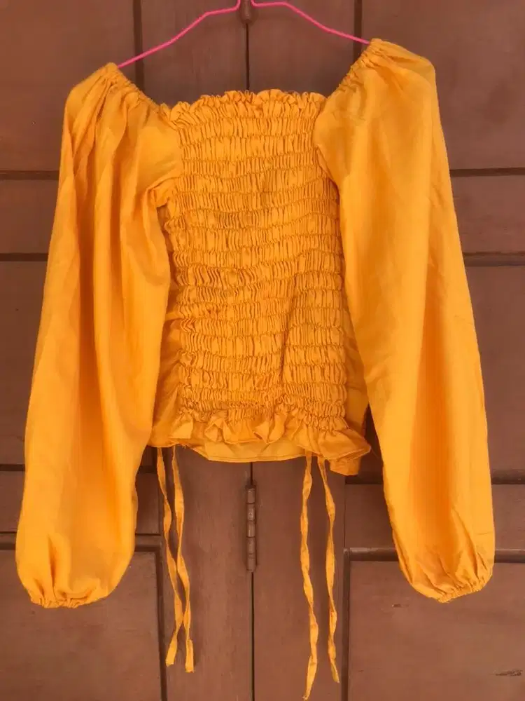 Baju Sabrina Serut Warna Kuning