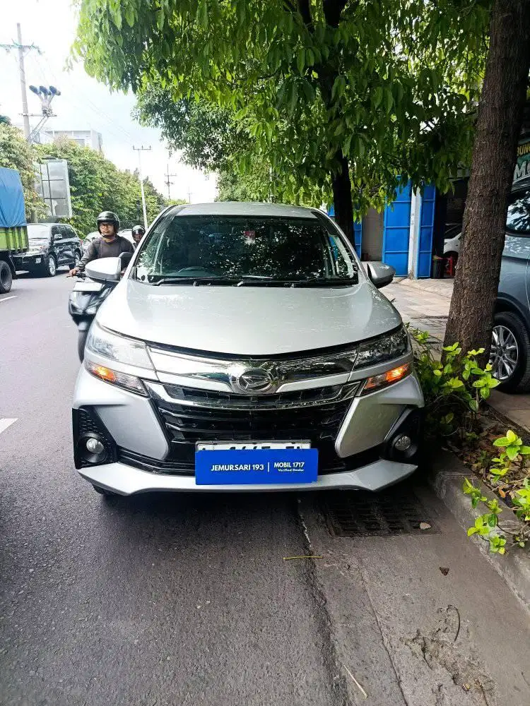 DAIHATSU 2021 XENIA R 1.3 MT SILVER 
JL.RAYA JEMURSARI MOBIL 1717