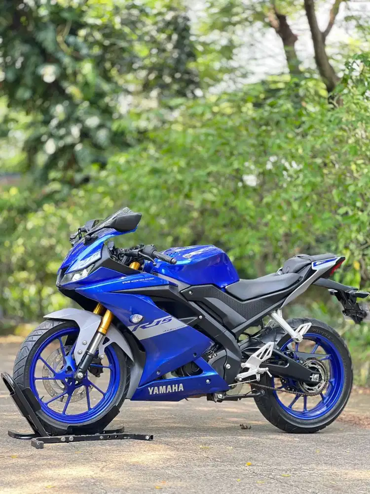 YAMAHA R15 V3 2021 BIRU KM 10K PAJAK HIDUP SIAP JALAN