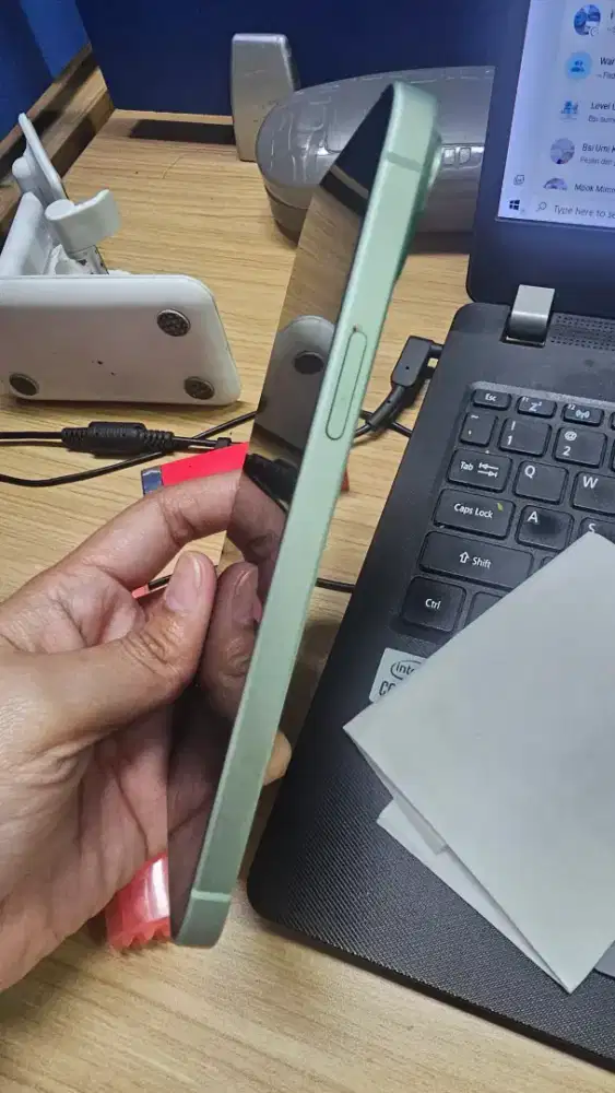 Iphone 15 plus green