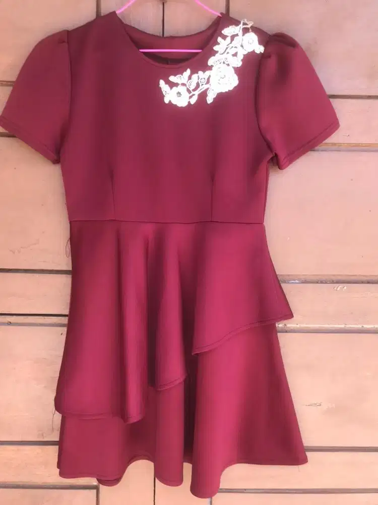 Dress Wanita Warna Maroon