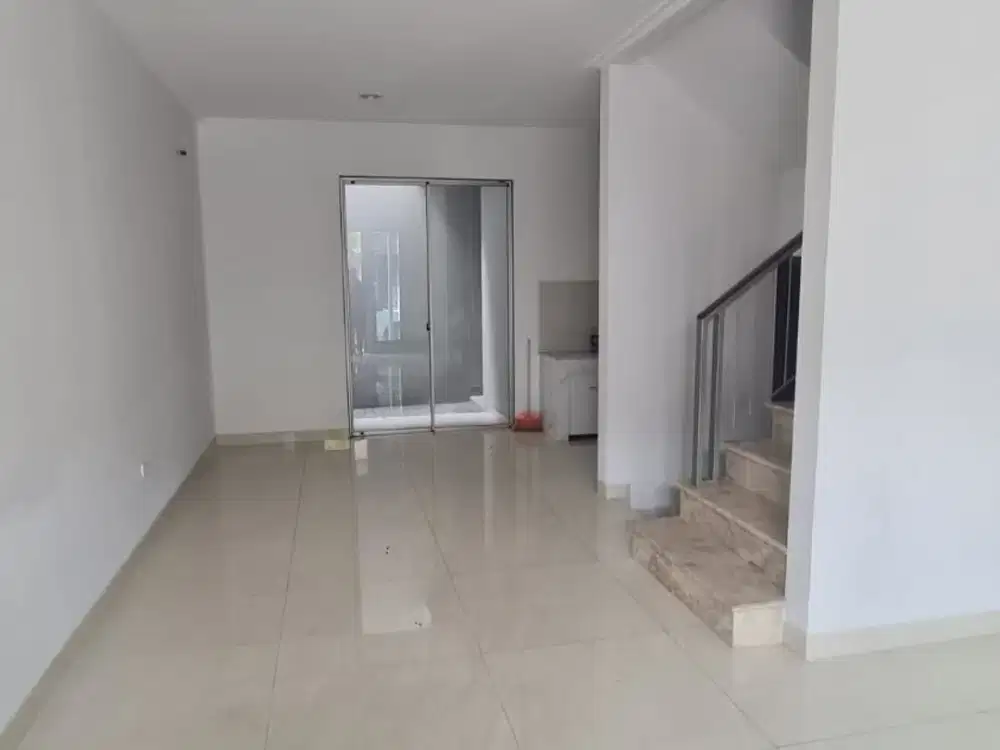 Disewa Rumah PIK Golf 2Lt Uk 6x15 m2 at Jakarta Utara