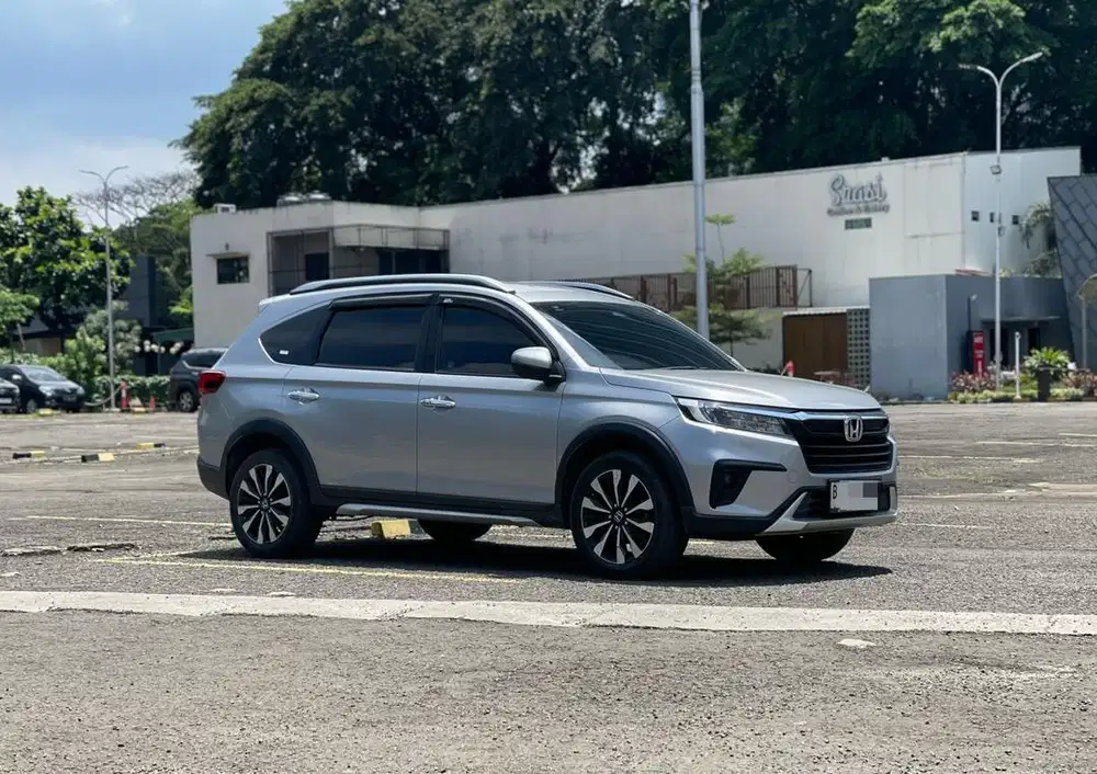 Siap Pakai BRV Prestige Sensing CVT Matic 2022