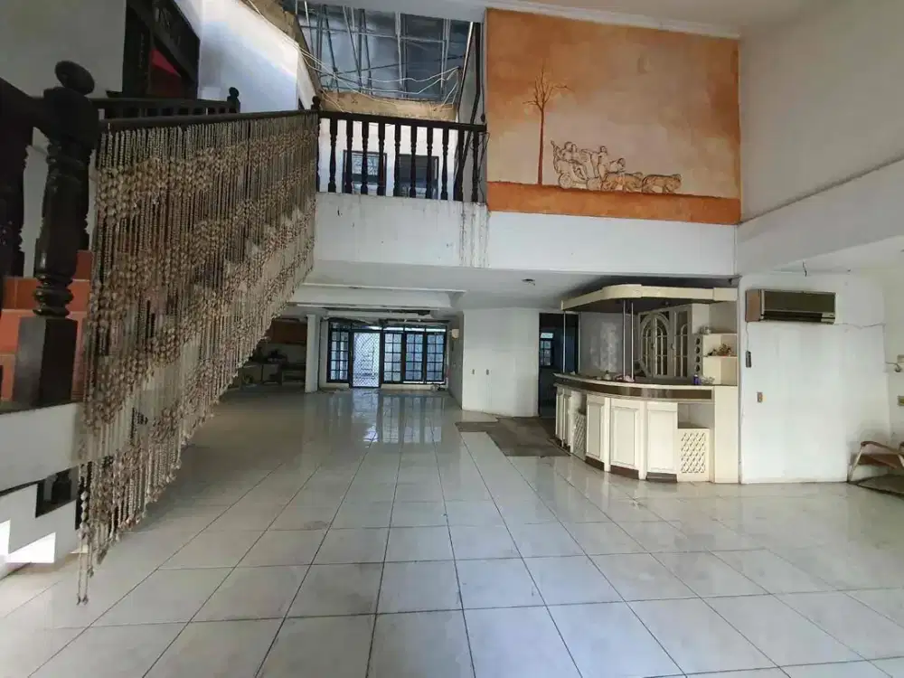 Dijual Rumah Tua di Muara Karang