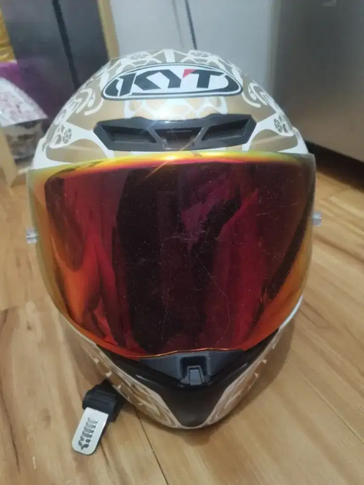 JUAL HELM KYT TT REVO BESTIANI KONDISI MULUS