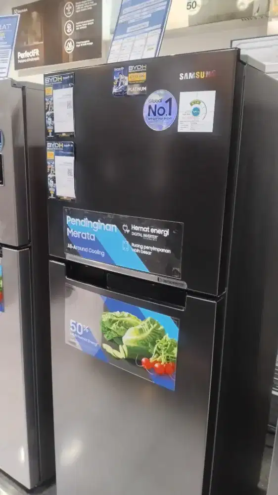 SAMSUNG SMALL TWO DOOR