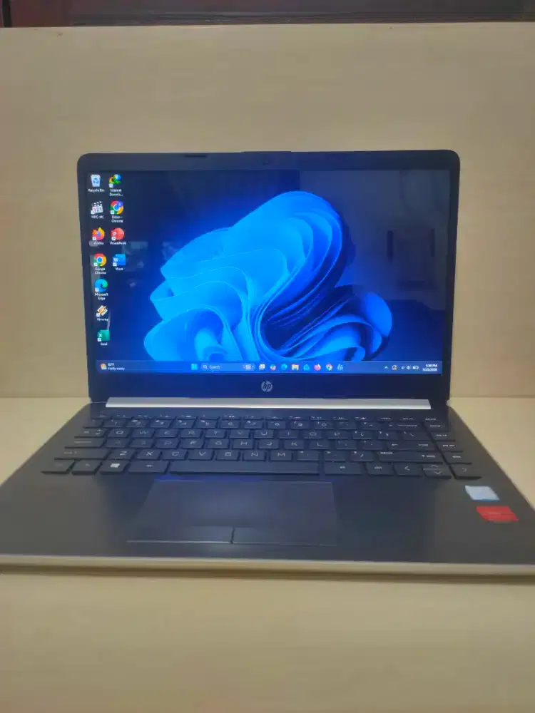 Hp Core i5 RAM 8Gb dual VGA Cocok design dan gaming