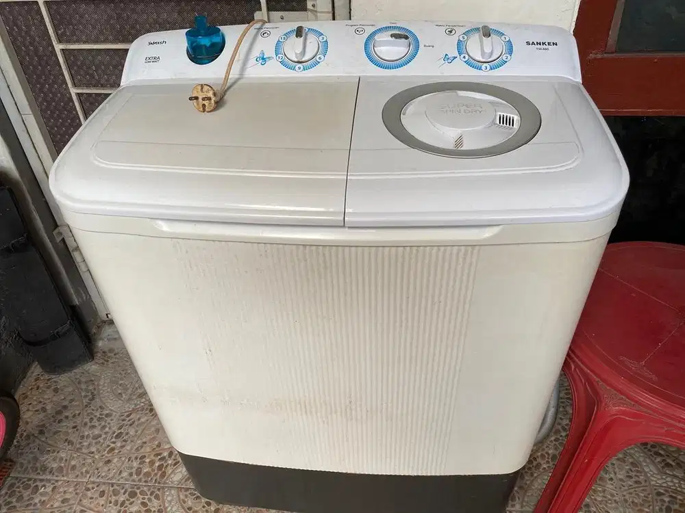Mesin cuci bekas