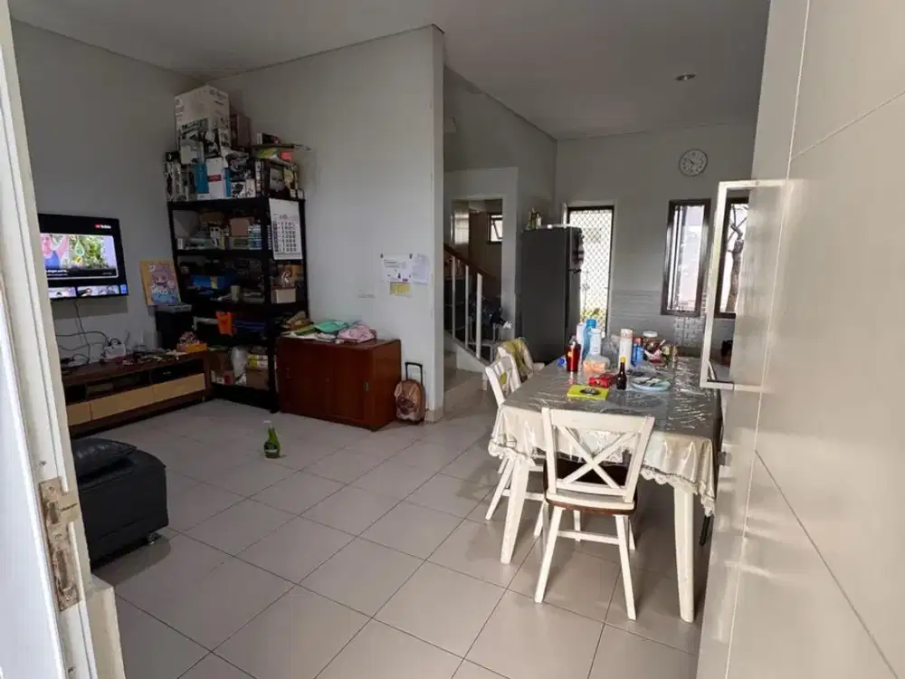 Dijual rumah bagus siap huni di cluster taman sari harapan indah 2 bekasi Harga 1.2 m