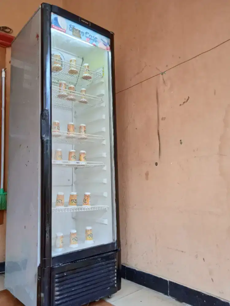 Showcase polytron jumbo 5 rak dingin banget