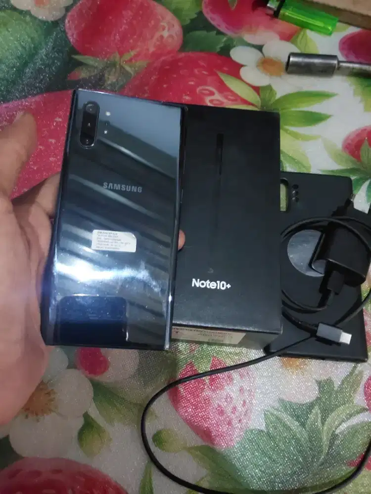 Samsung note 10+ ram 8/256 fullset