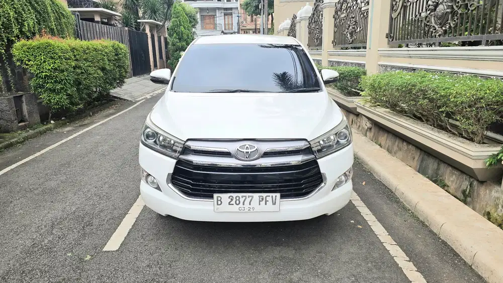 Innova V 2019 AT Record Bengkel Resmi