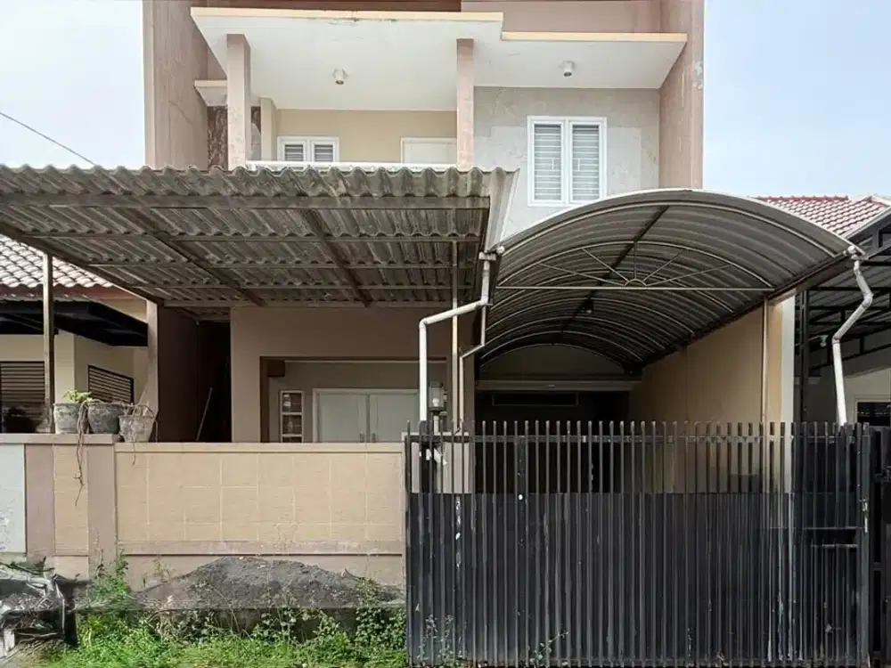 Dijual Rumah Strategis Dekat Transmart Rungkut, Surabaya