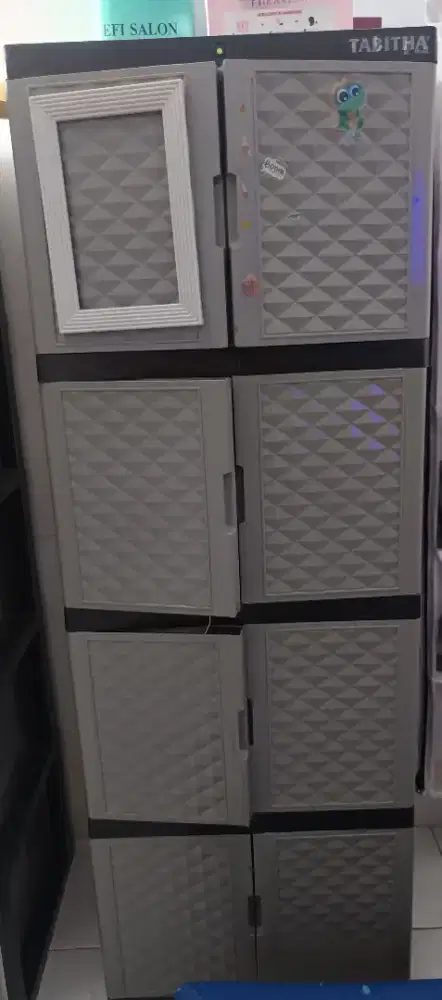 Jula lemari plastik 4tingkat