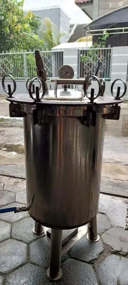 Mesin Retort Sterilisasi Makanan