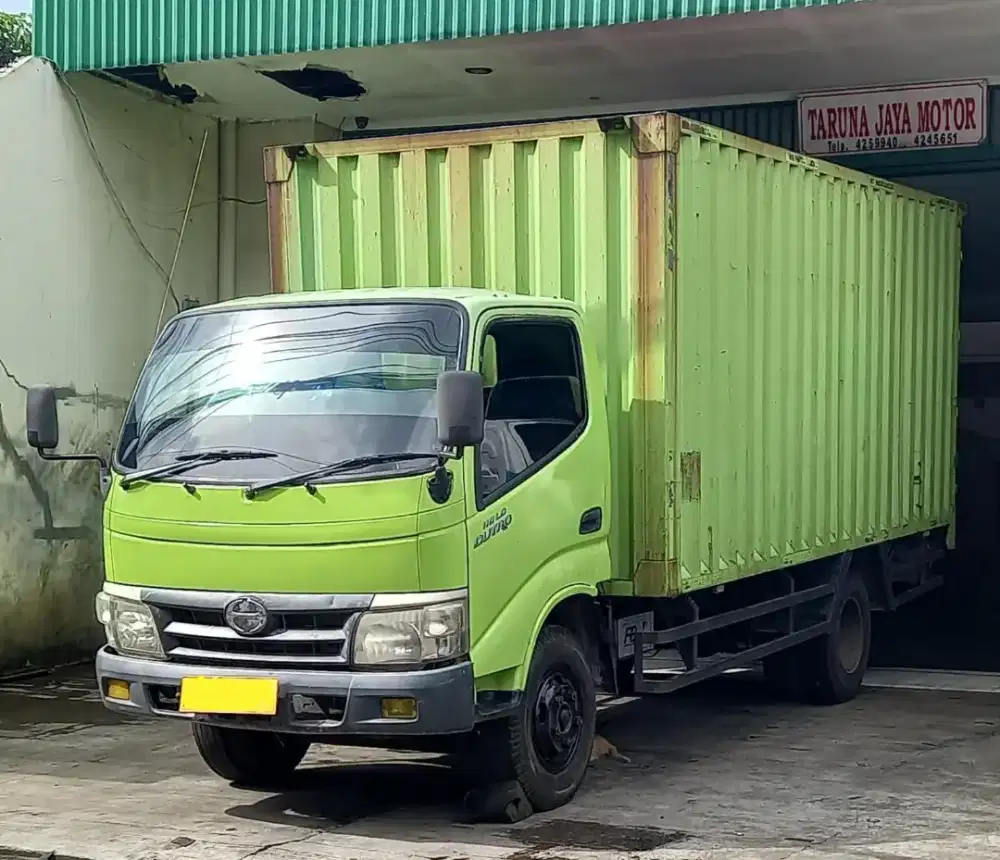 Dijual Hino Dutro 110LD 6 roda Box Tahun 2019