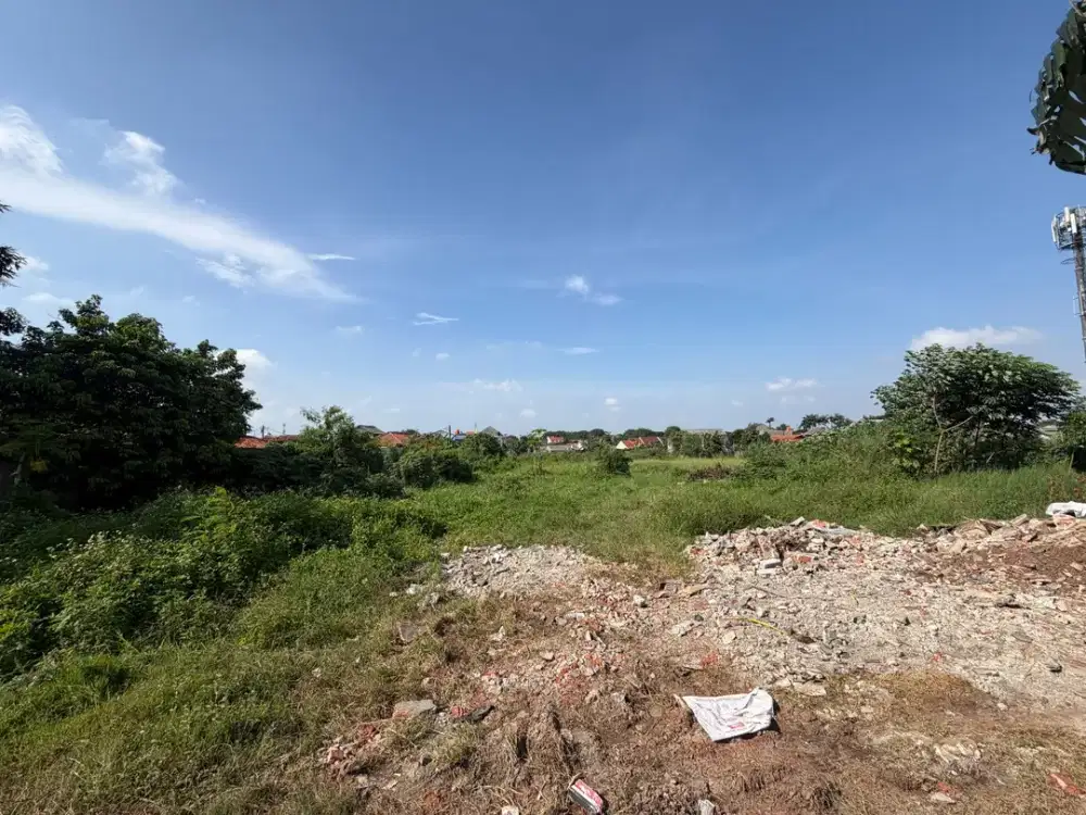 Dijual Cepat Kavling Strategis di Jalan Hasyim Ashari Cipondoh