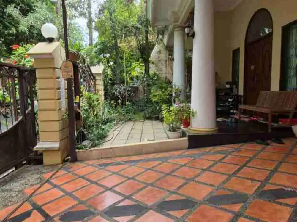 Dijual rumah siap huni harga kompetitif di Bukit Sari, Semarang