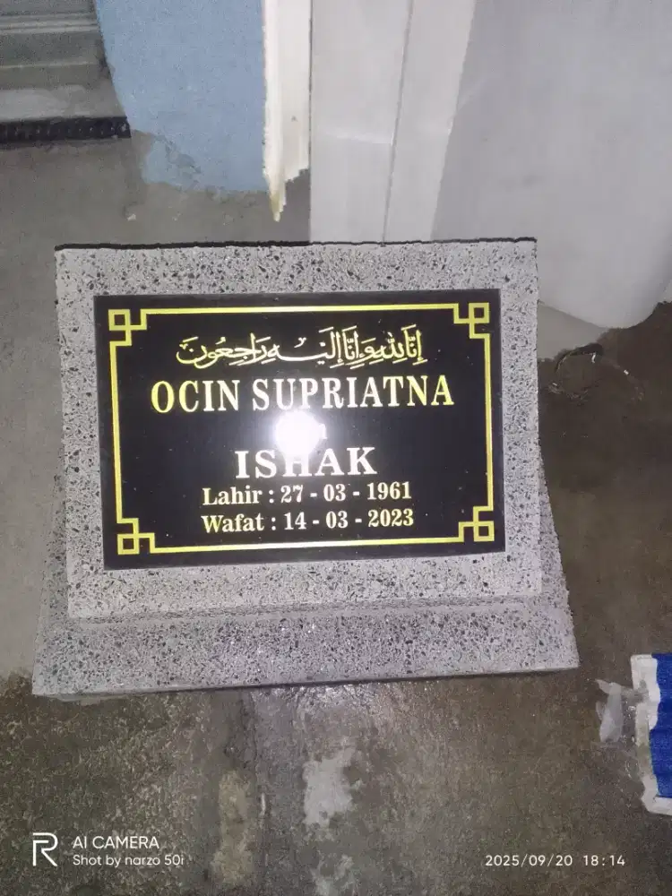 Batu nisan dan makam