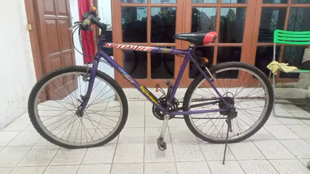 SEPEDA MOUNTAIN BIKE