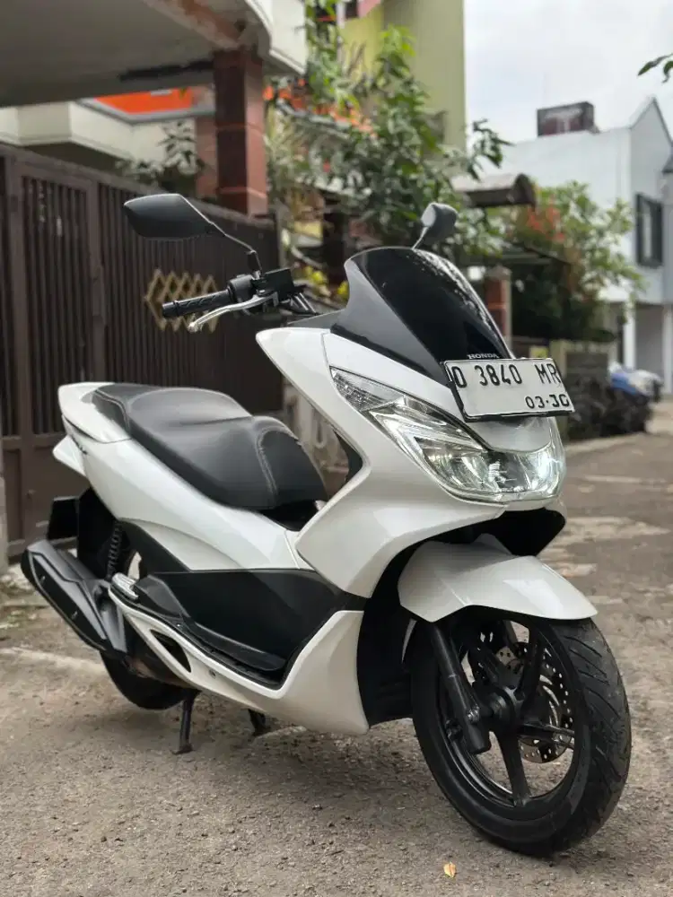 Honda PCX CBU VIETNAM 153cc 2015