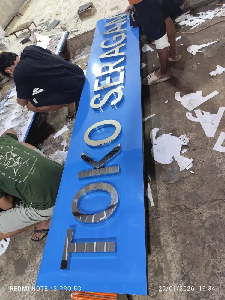 Huruf timbul | billboard | signage | stainless | akrilik | reklame