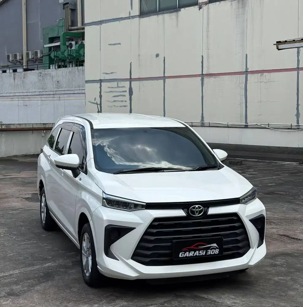 Toyota Avanza 1.3 E AT CVT Tahun 2024 Warna Putih KM 48rb