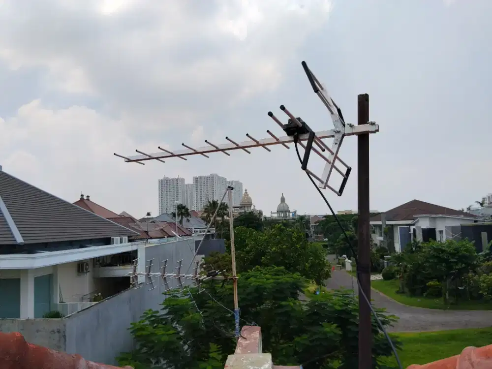 Pemasangan, servis, antena TV Digital, CCTV.