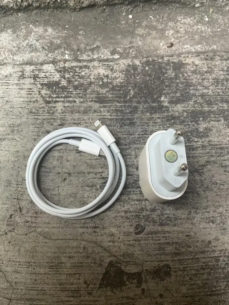 Charger Iphone 13 pro max