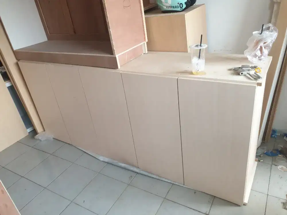 Alamari gantung kichen