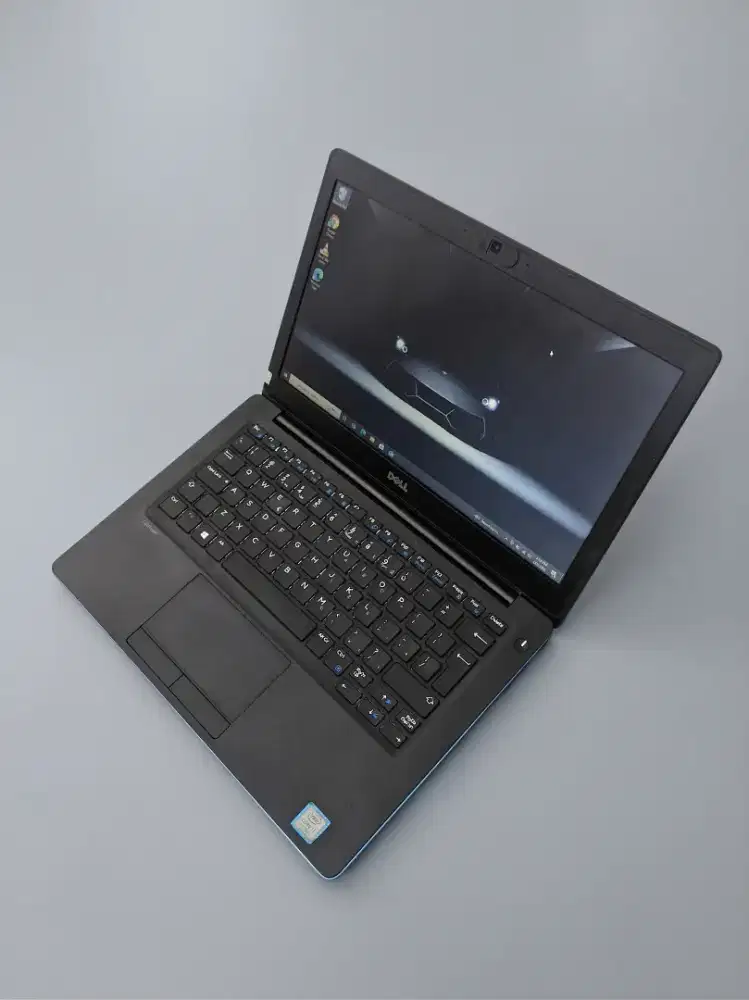 LAPTOP SEKOLAH DELL I5 8/256