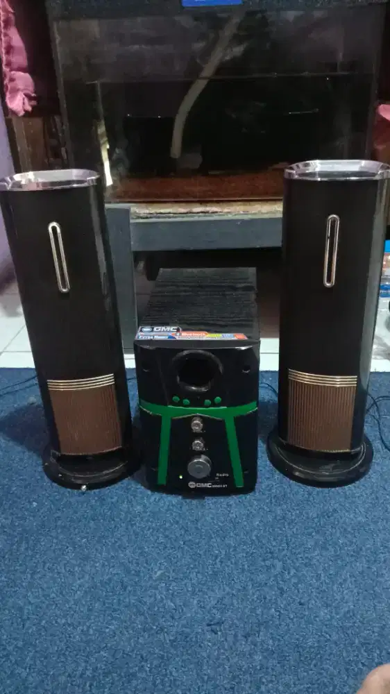 Speaker aktif GMC 888D3BT + sepasang speaker tower