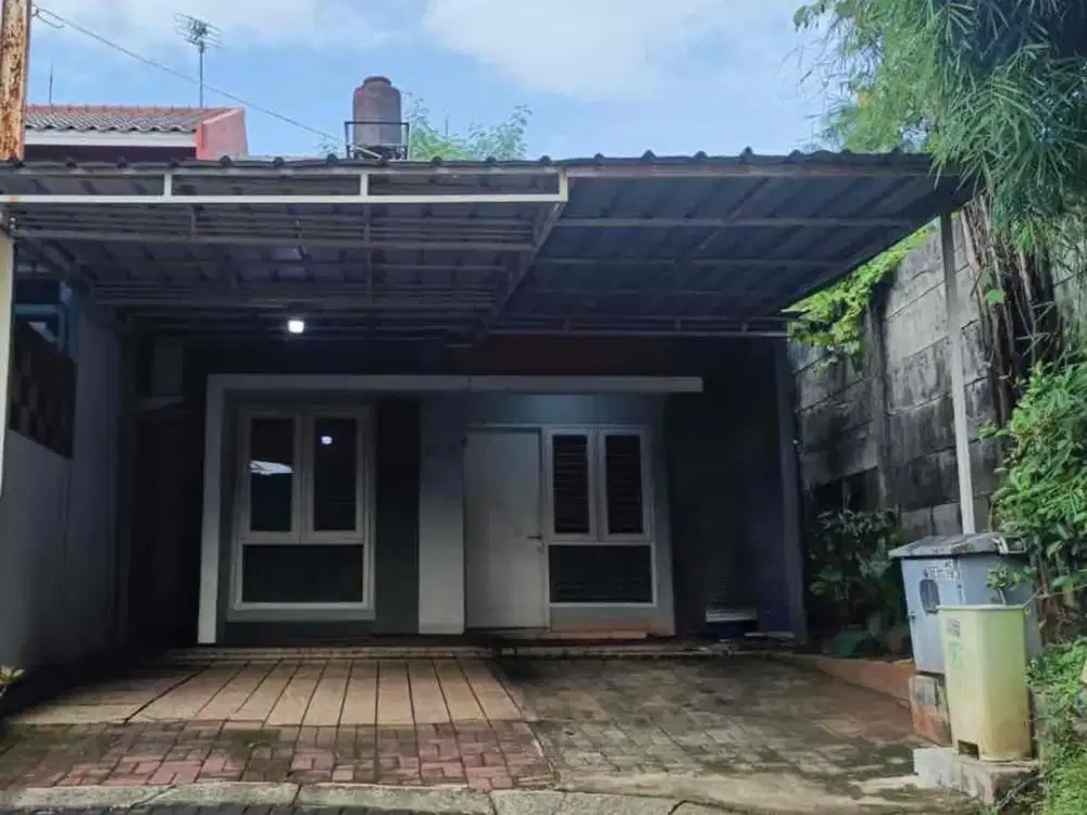 Ruma nyaman dan asri Raffles hills cibubur