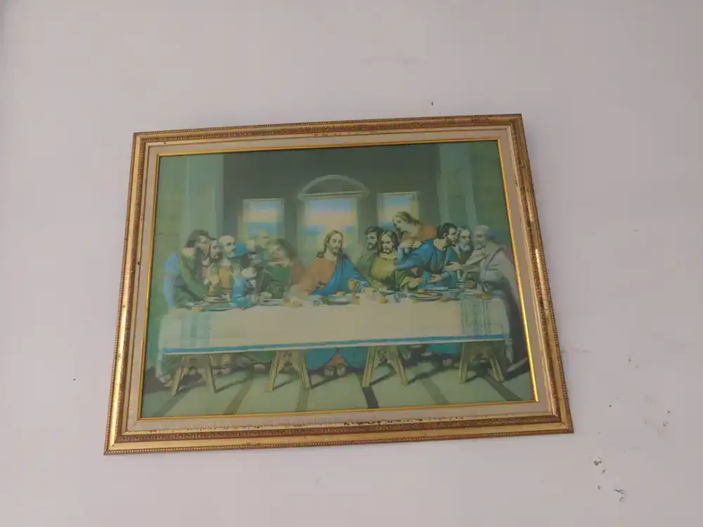 Foto bingkai gambar Yesus perjamuan