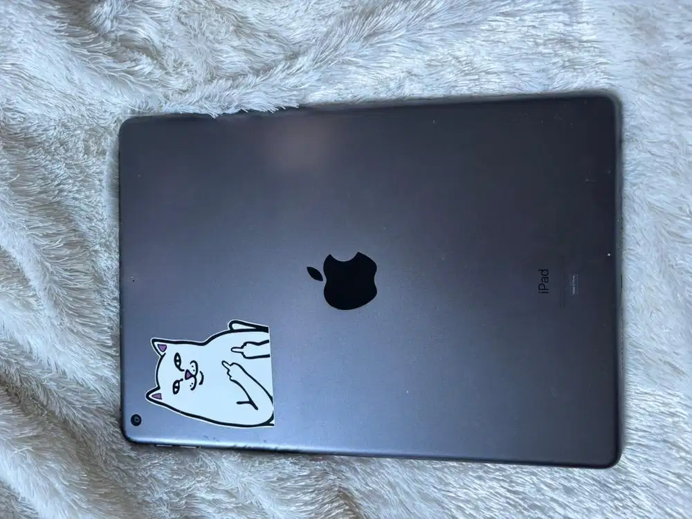 Ipad 8th mulus like new