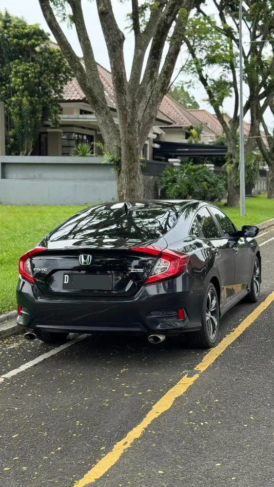 Km55Rb Asli :Honda Civic 1.5Turbo Sedan '2016 (D) Istimewa