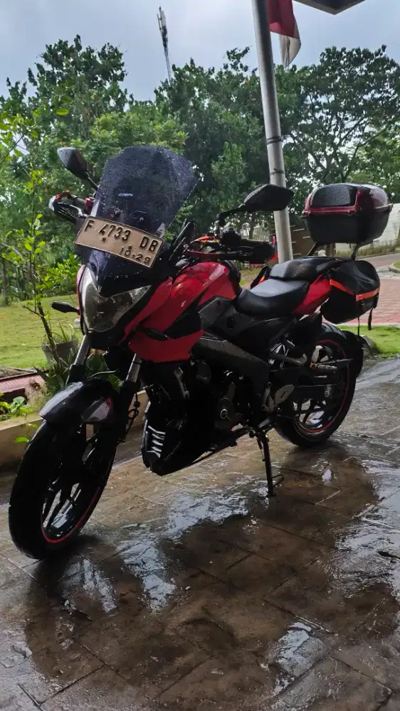 2014 kawasaki bajaj pulsar 200ns