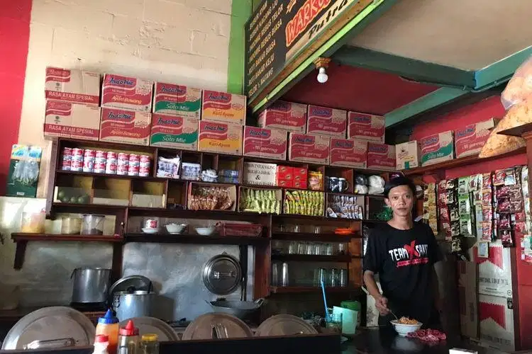 Dicari tukang masak, penjaga warung dan penjaga warkop