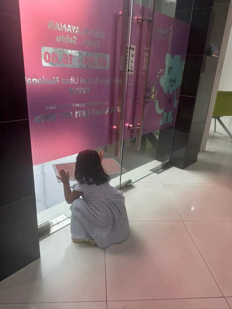 LOWONGAN KERJA MOMONG ANAK