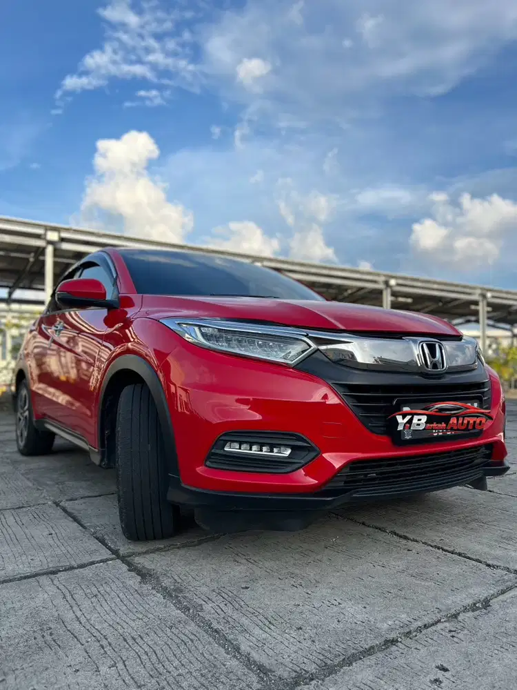Honda HR-V SE 2021  merah
