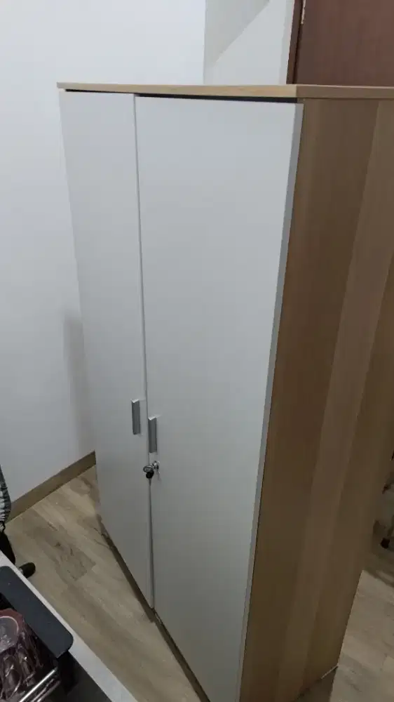 Lemari merk pira 2 pintu dan 3 pintu