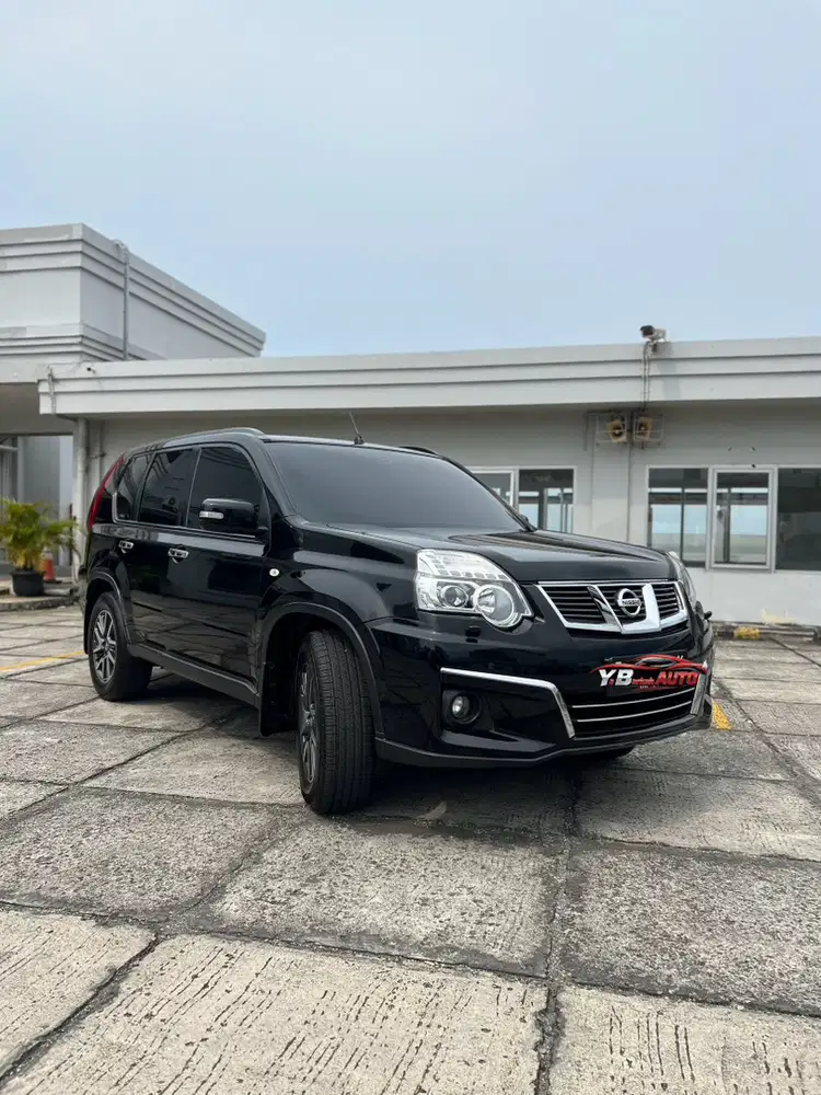 Nissan X-Trail 2.5 ST cvt Urban Selection 2012