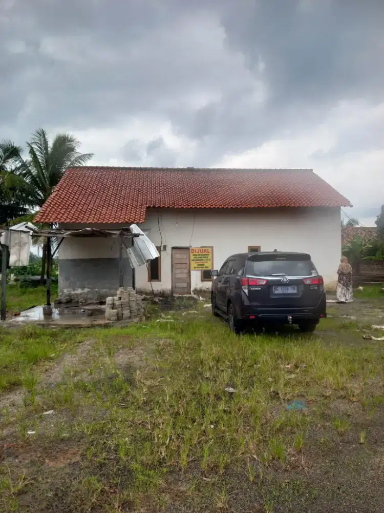 Dijual Tanah dan Rumah Beserta Kolam Ikan